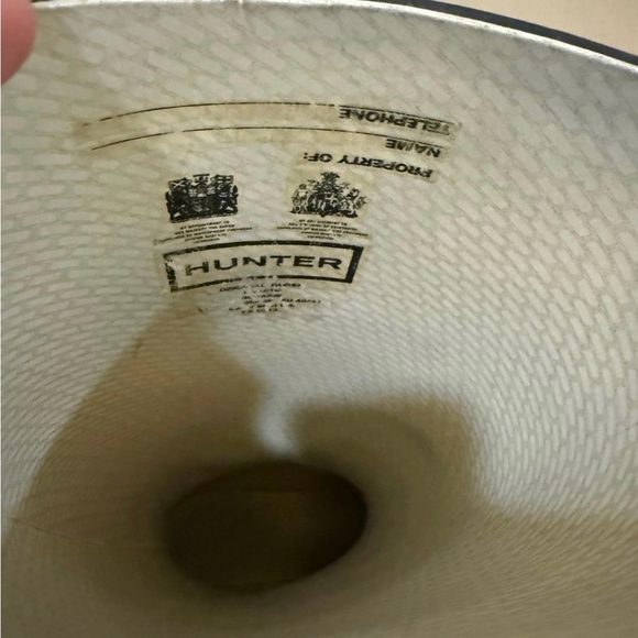 Hunter Original Tall Rainboots with Navy Liners - Picture 5 of 8